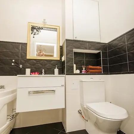 Molnar Nezavisimosti 37 Apartment *